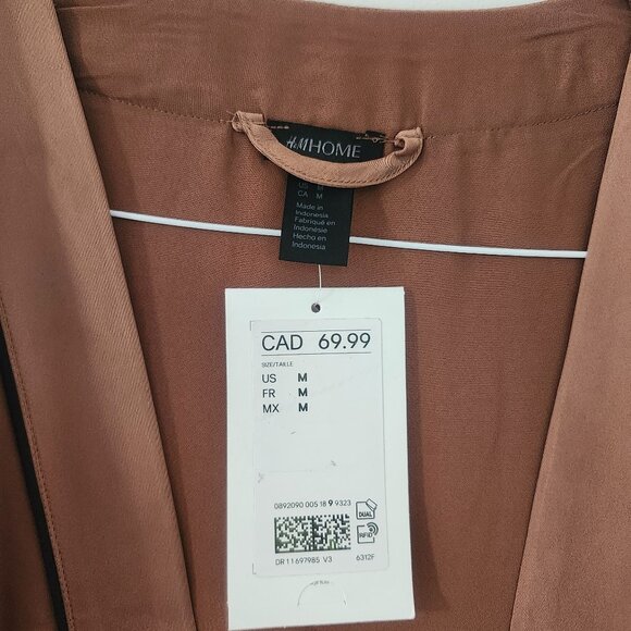 BNWT - H&M silk affect bathrobe full length - Picture 2 of 3